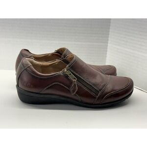 Taos Character Shoes Women's Sz 7.5 W Brown Leather Comfort Zip Loafers Career